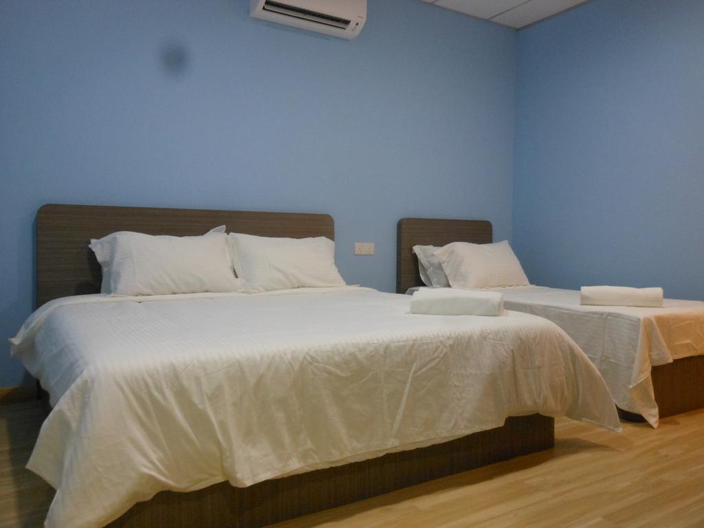 Eiman Homestay, Келуанг Екстериор снимка