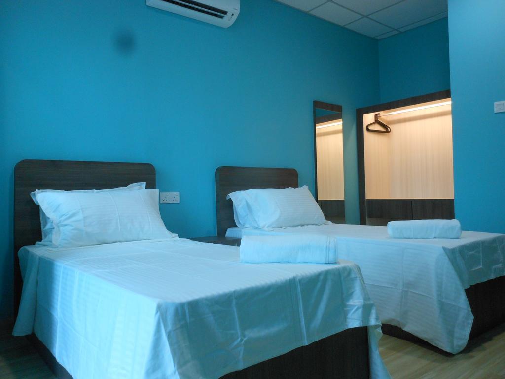 Eiman Homestay, Келуанг Екстериор снимка
